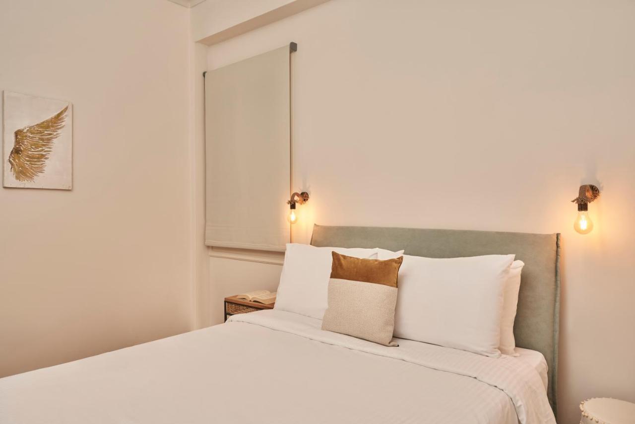 Chic N Bright 3Bd Apt With Hilton View เอเธนส์ ภายนอก รูปภาพ